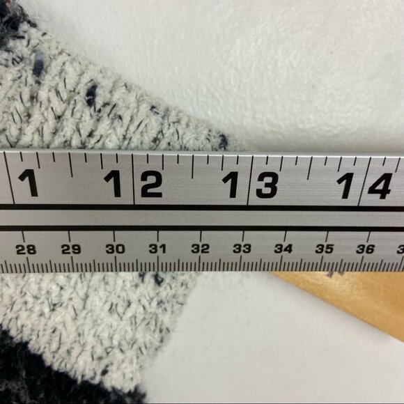 Intermix Wool Knit Sweater Top Grey Striped Size P or XS Sleeveless Chunky Gray - Picture 7 of 10